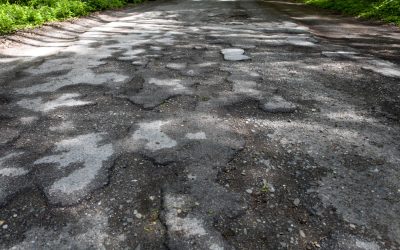 Got Cracks in Your Asphalt? Here’s Why You Shouldn’t Ignore Them